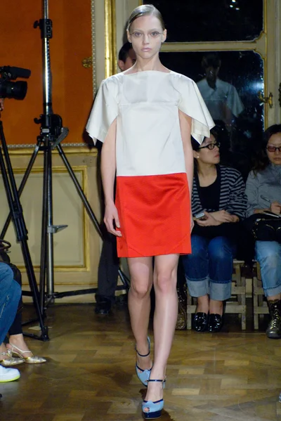 Look 7